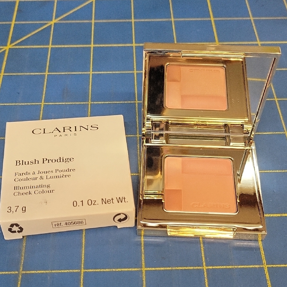 Clarins Blush Prodige - 02 Soft Peach New In 3.7g Box